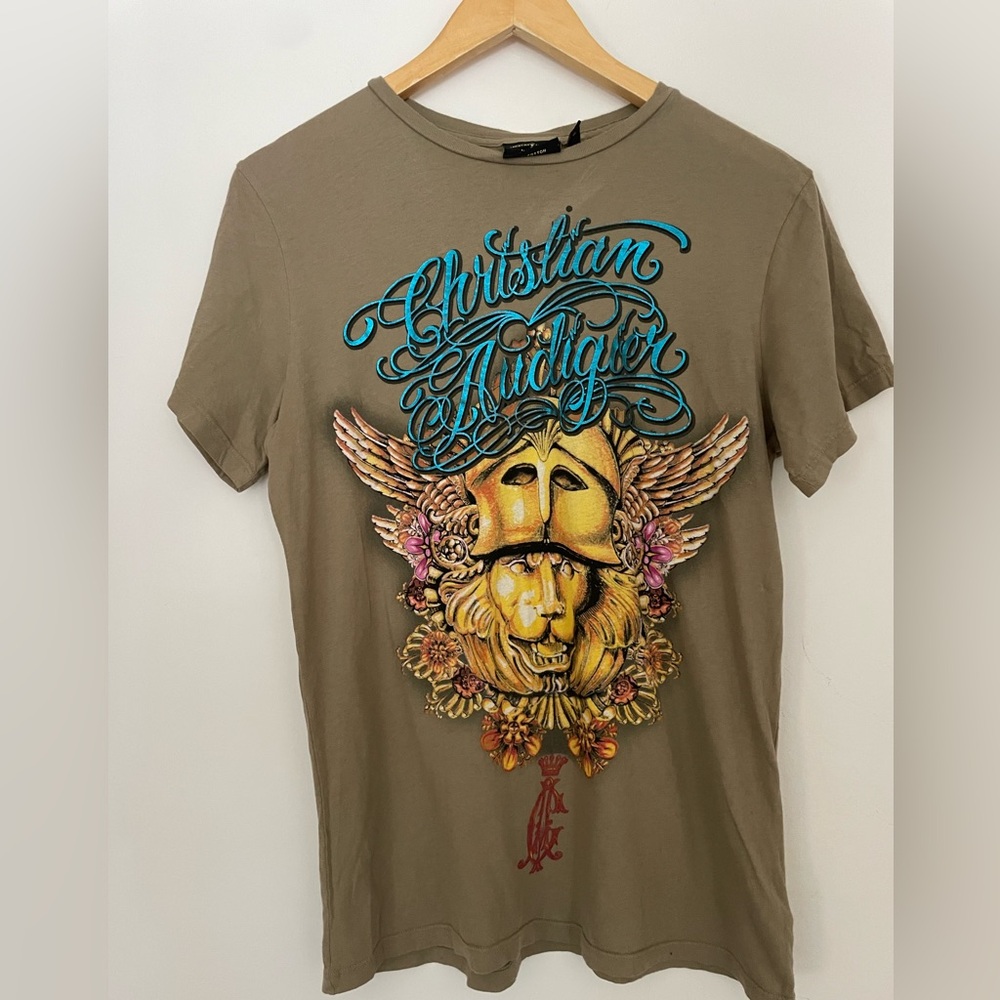 Christian Audigier Graphic Tee — LA Crest Lion Print Y2K Designer T-Shirt Small - Picture 2 of 5